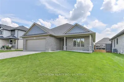 23 Brookside Lane, Tillsonburg, On N4g 0a1