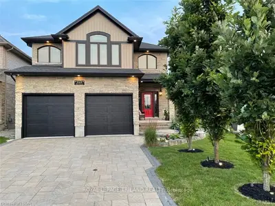 999 MOY Crescent, London North, ON N6G 0B6