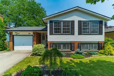 316 BLUE FOREST Drive, London North, ON N6G 3K3