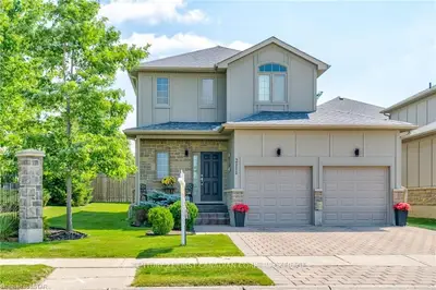 2111 BEAVERBROOK Avenue, London North, ON N6H 0A9