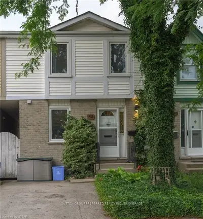 64 ADSWOOD Road, London South, ON N6E 2W1