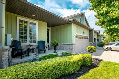 21 OAKWOOD LINKS Lane, South Huron, ON N0M 1T0