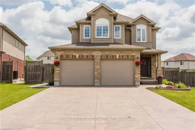 3205 EMILYCARR Lane, London South, ON N6L 0B2