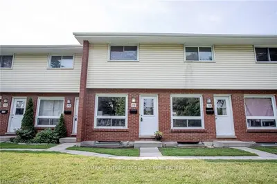 71 WELLESLEY Crescent C, London East, ON N5V 1J6