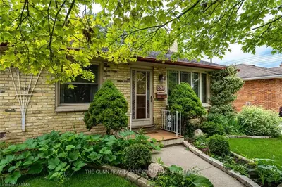 594 MAPLEDALE Avenue, London North, ON N5X 2B8