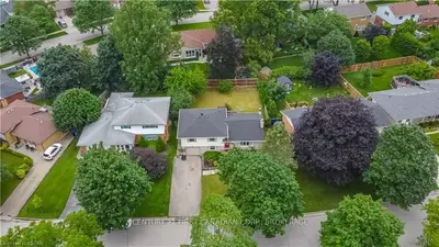 1053 WEMBLEY Road, London North, ON N6H 3X5