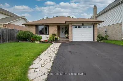 48 CLARA Crescent, London South, ON N6E 3G5