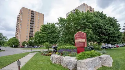 858 COMMISSIONERS Road E 807, London South, ON N6C 5Y5