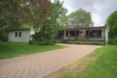 8077 WILLSIE Line, Lambton Shores, ON N0M 2N0