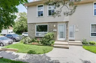 135 ANDOVER Drive 49, London South, ON N6J 4C2