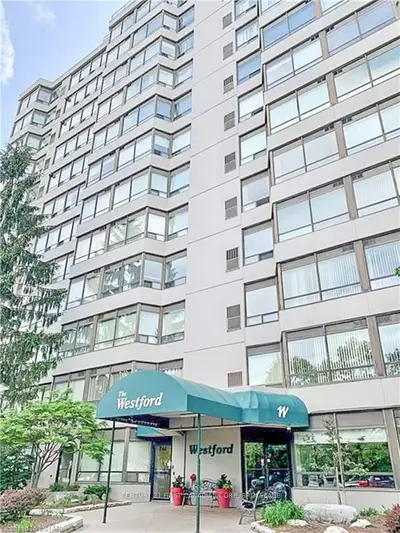 744 WONDERLAND Road S 603, London South, ON N6K 4K3