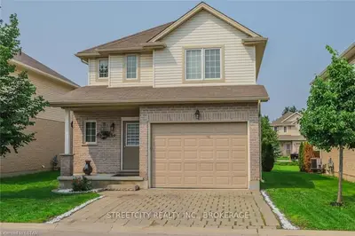 960 BITTERBUSH Crescent 19, London North, ON N6H 0G1