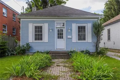 319 HILL Street, London East, ON N6B 1E1