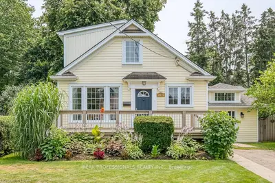 6945 JAMES Street, London South, ON N6P 1A1