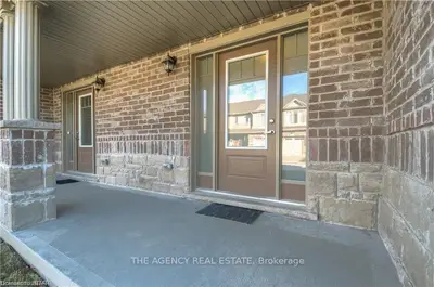 2031 PENNYROYAL Street 17, London North, ON N5X 0L7