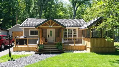 6211 LONDON Road, Kettle Point 44, ON N0N 1J1