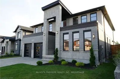 3349 MERSEA Street, London South, ON N6P 0A8