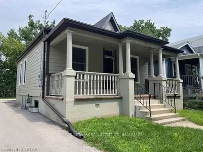 23 KENSINGTON Avenue, London North, ON N6H 1C1