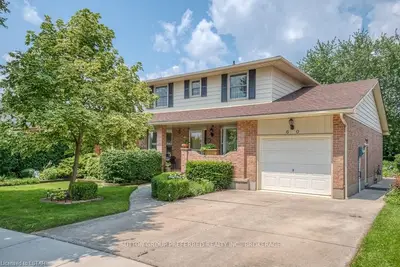 60 CONCORD Crescent, London North, ON N6G 3H6