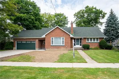 20 VICTORIA Street E, South Huron, ON N0M 1S1