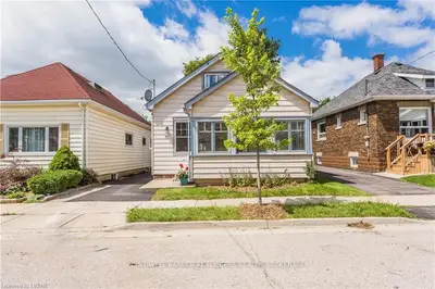 17 HYDRO Street, London East, ON N5Z 2H5