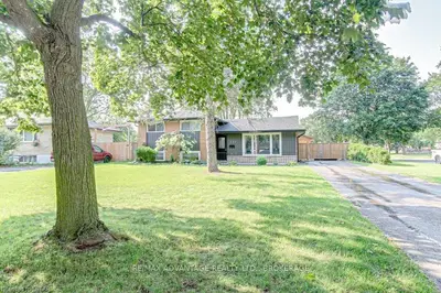 137 GOLDWICK Crescent, London East, ON N5V 2K9