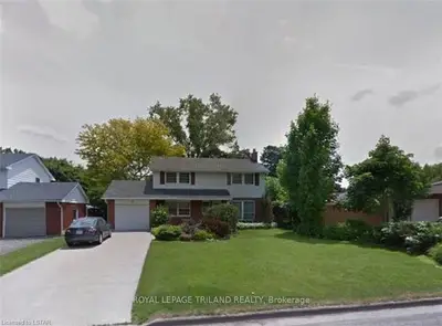 125 NAOMEE Crescent, London North, ON N6H 3T6