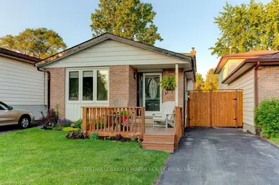549 Ferndale Court, London South, ON N6C 5C2