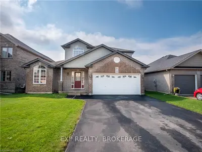 38 Woodhatch Crescent, Ingersoll, On N5c 0a2
