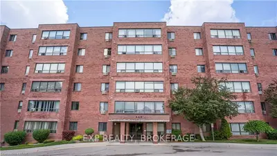 650 CHEAPSIDE Street 210, London East, ON N5Y 5J8