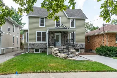 253 BROCK Street N, Sarnia, ON N7T 5Z7