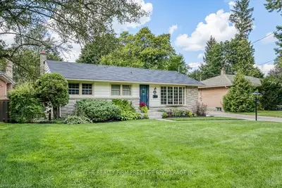 445 BLAKE Street, London South, ON N6K 2N5
