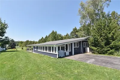 9385 IPPERWASH Road 19, Lambton Shores, ON N0N 1J3