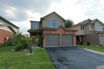 1722 BAYSWATER Crescent, London North, ON N6G 5M9
