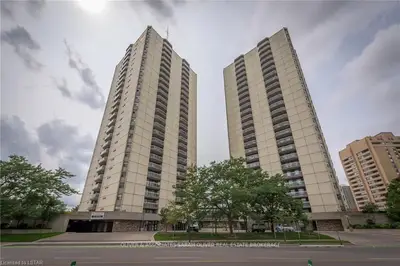 363 COLBORNE Street 803, London East, ON N6B 3N3