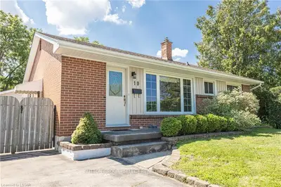 10 MARK Street, London East, ON N5V 2G5