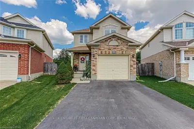 869 CROSSCREEK Place, London East, ON N5Y 6K8