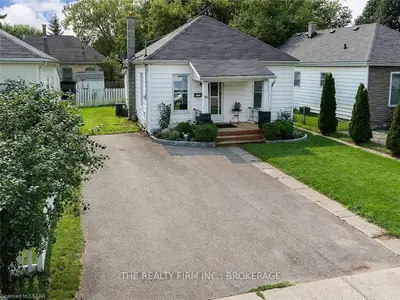 83 Inkerman Street, London East, On N5z 1x3