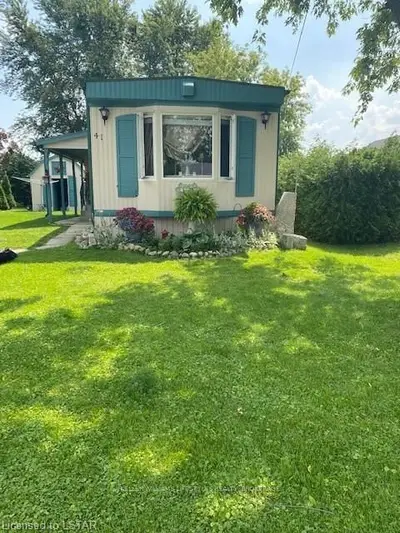 41 NORWOOD E, South Huron, ON N0M 1S1