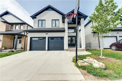 2619 SHEFFIELD Boulevard 15, London South, ON N6M 0G4