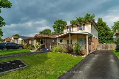 545 FERNDALE Court, London South, ON N6C 5C2