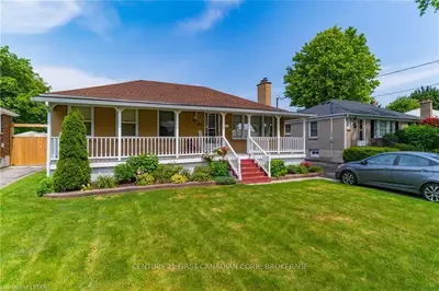 1812 Park Avenue, London East, ON N5W 2J5