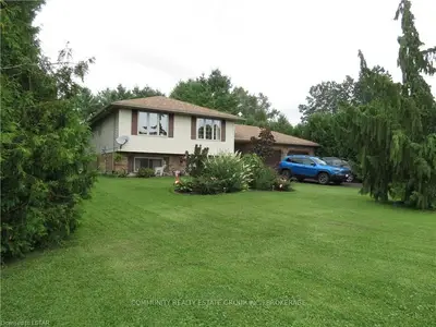 78 YORK Street, Newbury, ON N0L 1Z0