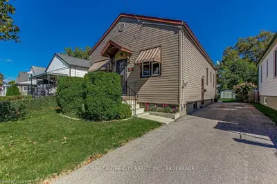 112 BOULLEE Street, London East, ON N5Y 1T7