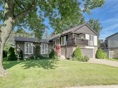 28 Lynngate Court, London South, ON N6K 1S6