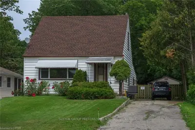 294 BRIARHILL Avenue, London East, ON N5Y 1N8
