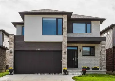 1373 RED PINE, London North, ON N6G 0V9