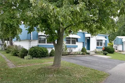 300 GLEN ABBEY Court, South Huron, ON N0M 1T0