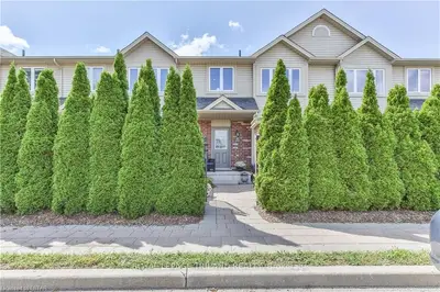 1625 PURSER Street 11, London East, ON N5V 0A7