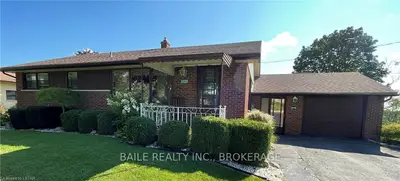 3320 RIVER Street, Brooke-Alvinston, ON N0N 1A0